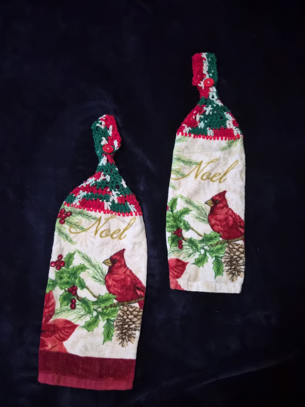 Red Cardinal 'Noel' Hanging Kitchen Towels - Set of 2